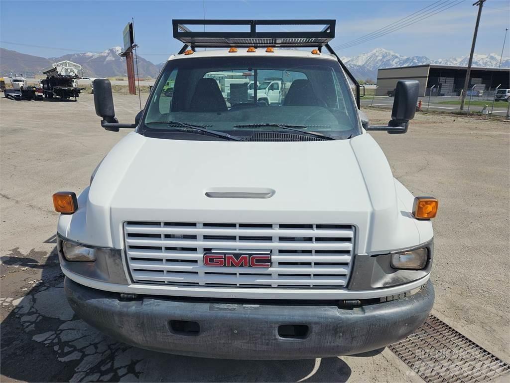 GMC C5500 平板栏板货车