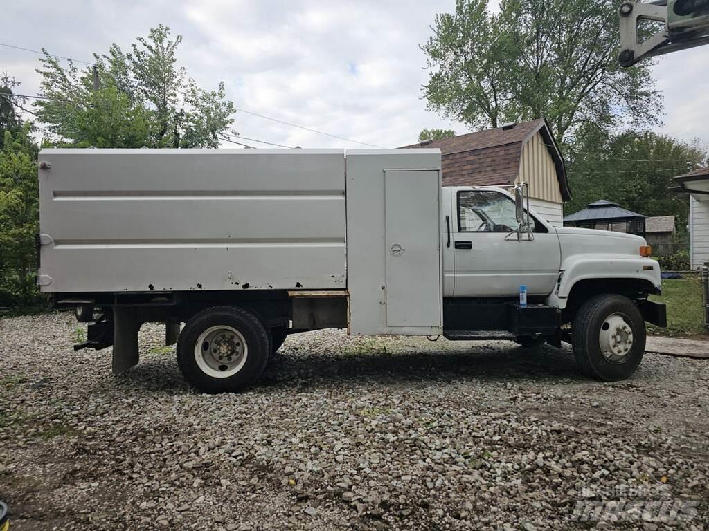 GMC C6000 碎木车