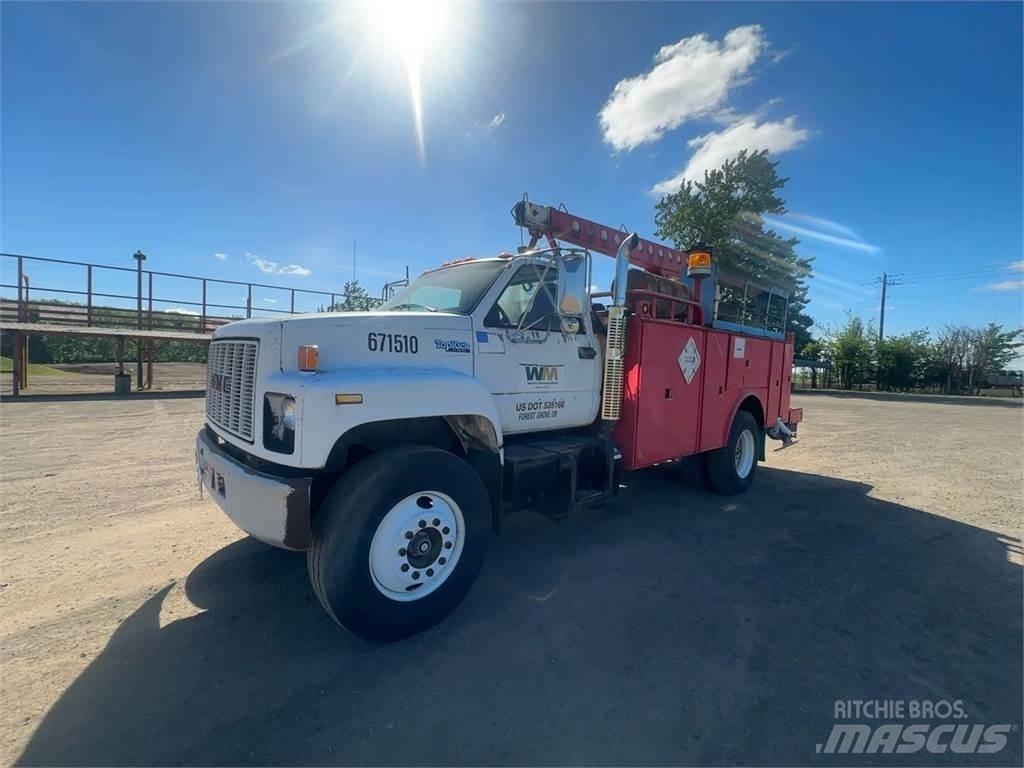 GMC C7 随车折臂吊