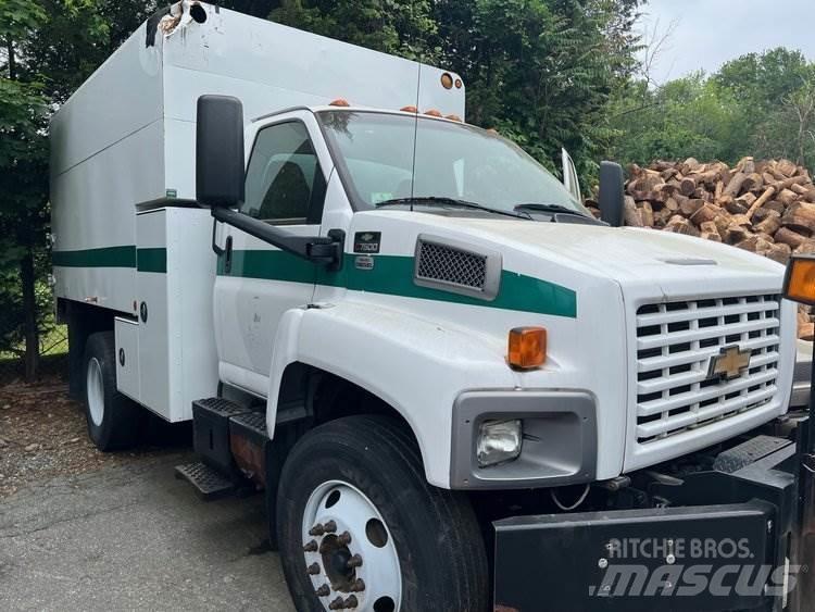 GMC C7500 碎木车
