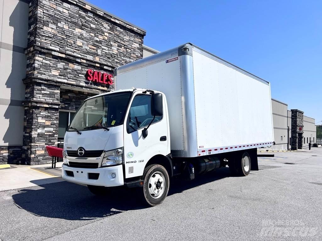 Hino 195 厢式货车