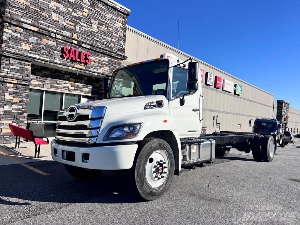 Hino L7 平板车