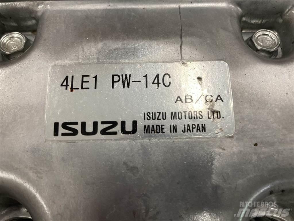 Isuzu  发动机