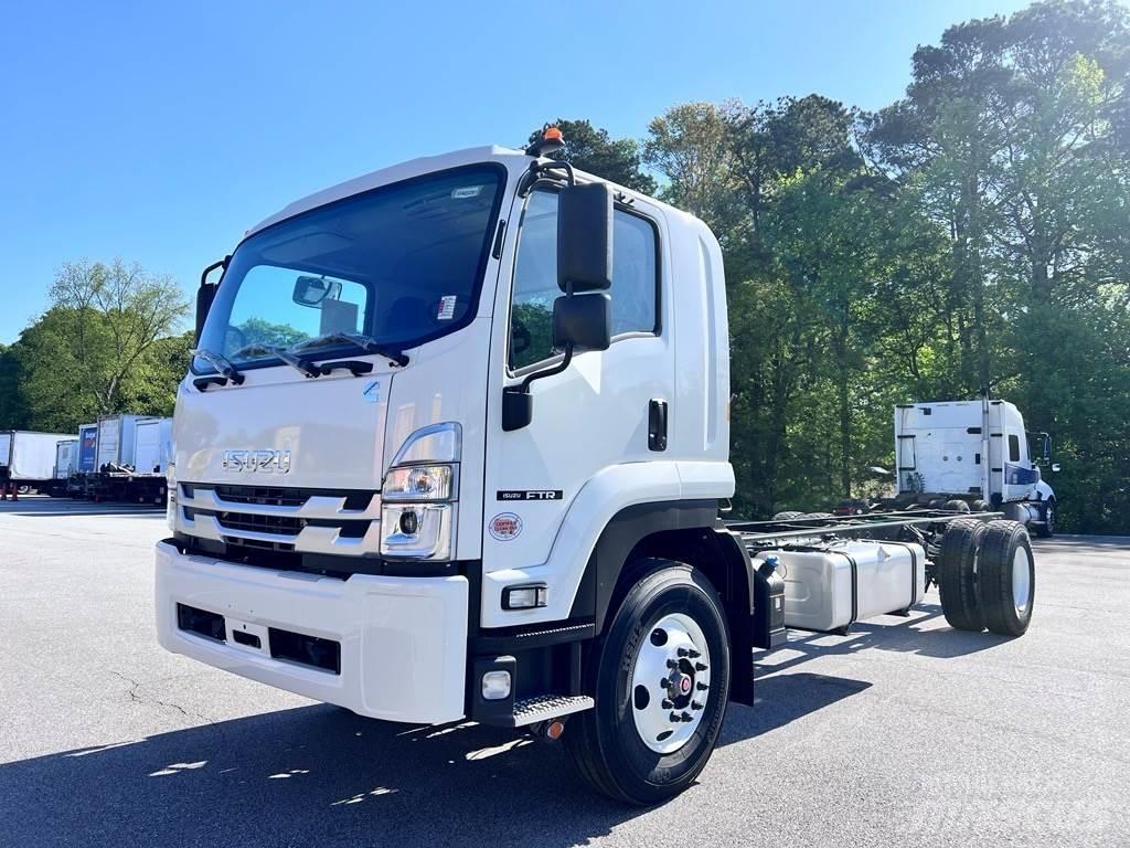 Isuzu FTR 牵引车
