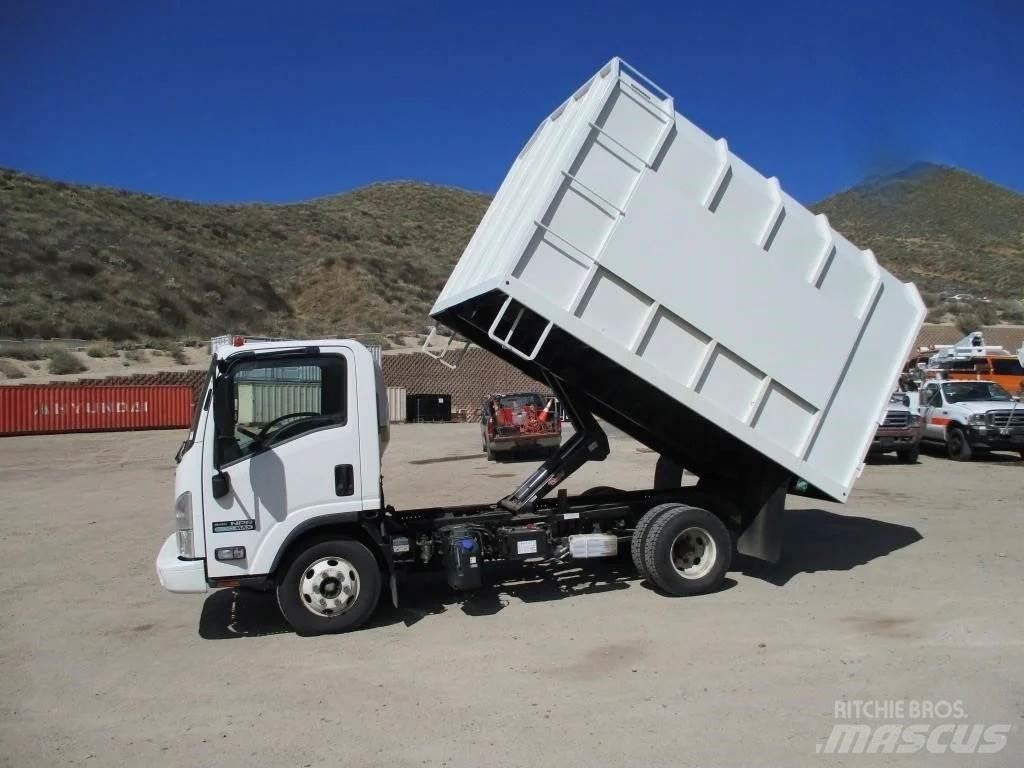 Isuzu NPR 碎木车
