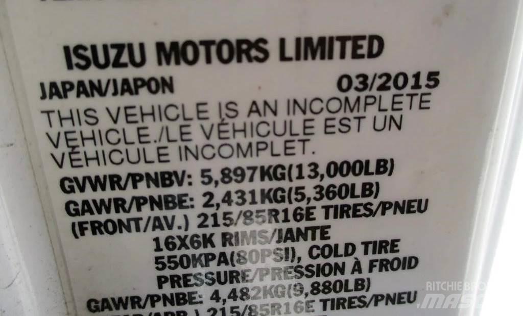 Isuzu NPR 碎木车