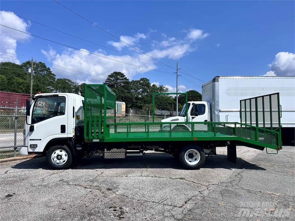 Isuzu NPR 皮卡车