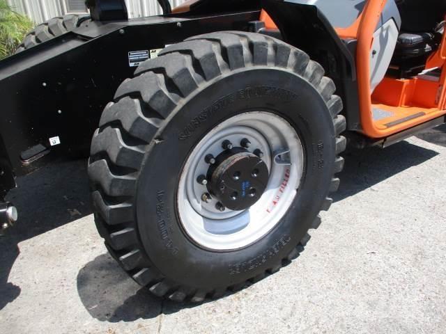 JLG 1055 伸缩臂叉装车|叉装车