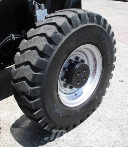 JLG 1055 伸缩臂叉装车|叉装车