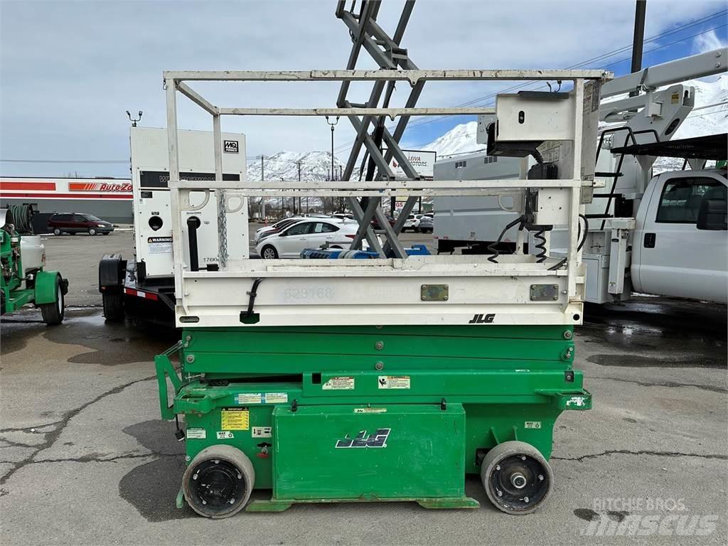 JLG 1932RS 剪叉式升降机