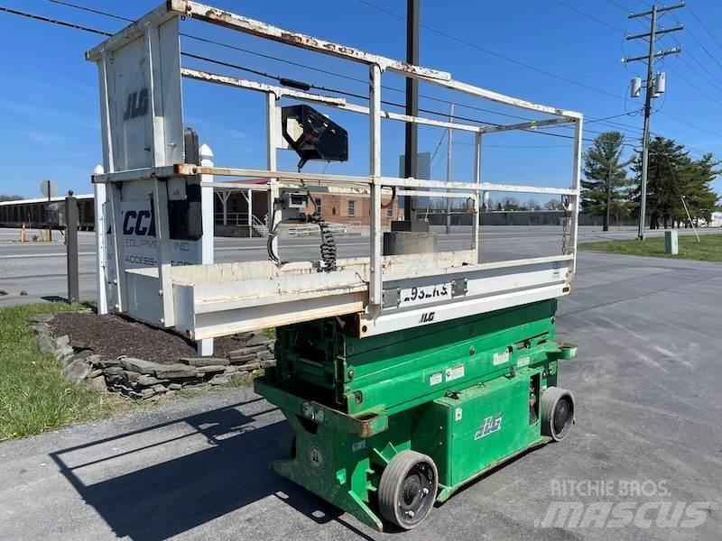 JLG 1932RS 剪叉式升降机