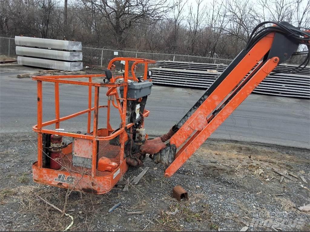 JLG 600AJ 曲臂高空工作平台