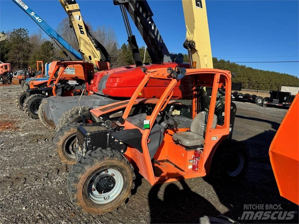JLG G5-18A 伸缩臂叉装车|叉装车