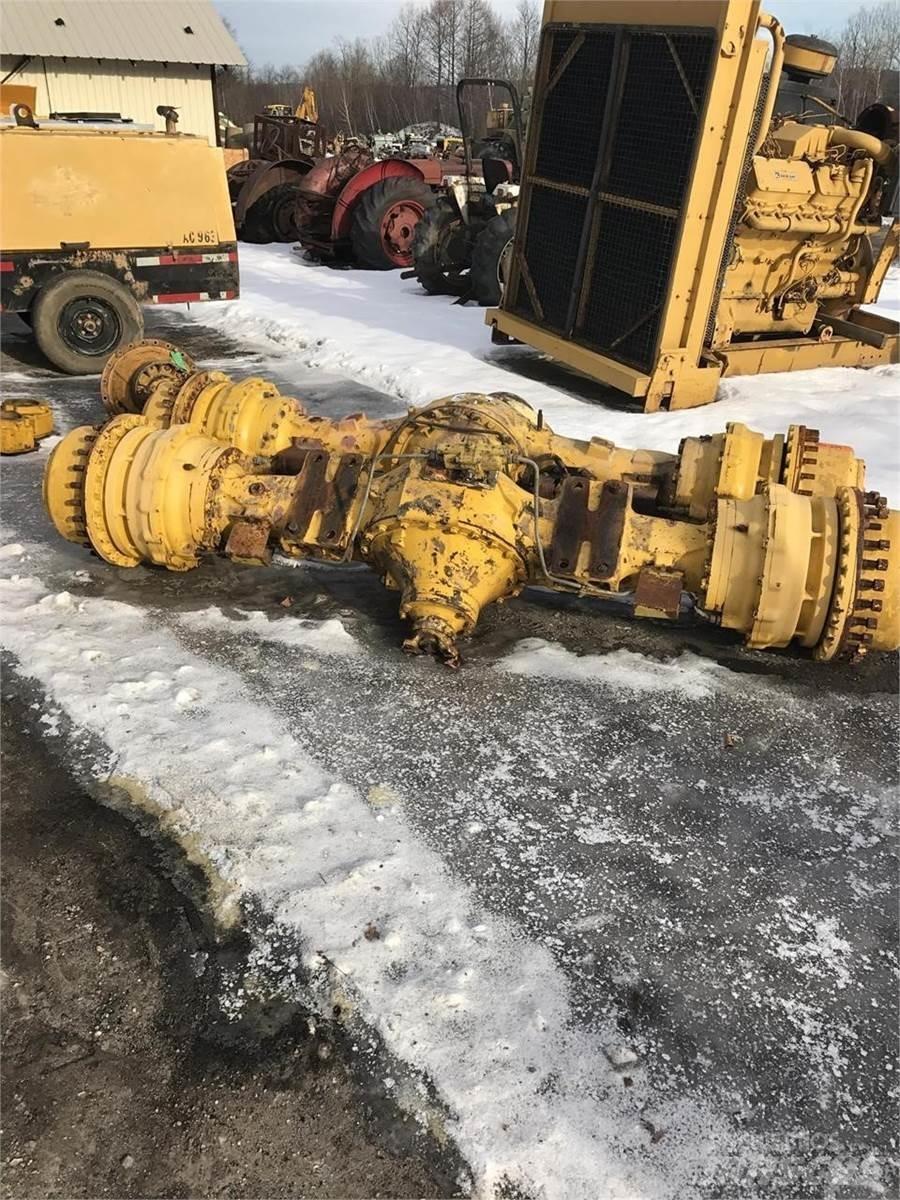 Komatsu  轴