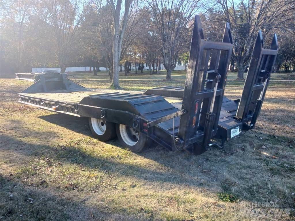  Lowboy 低平板半挂车