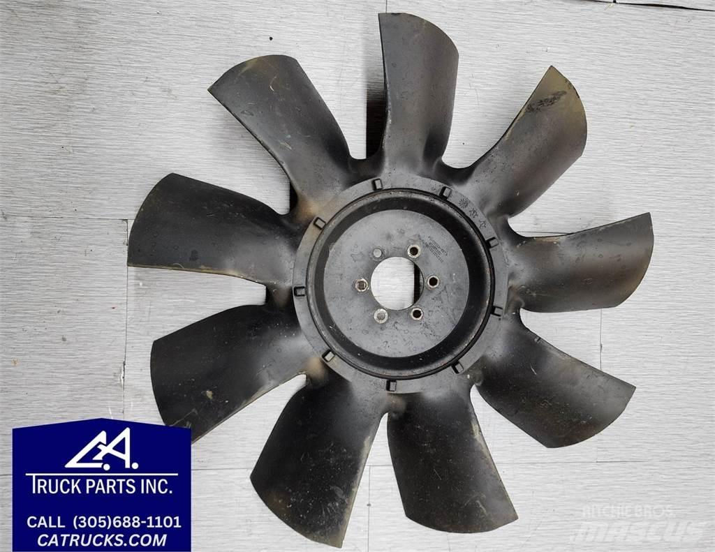 Mack  运输工具-其他