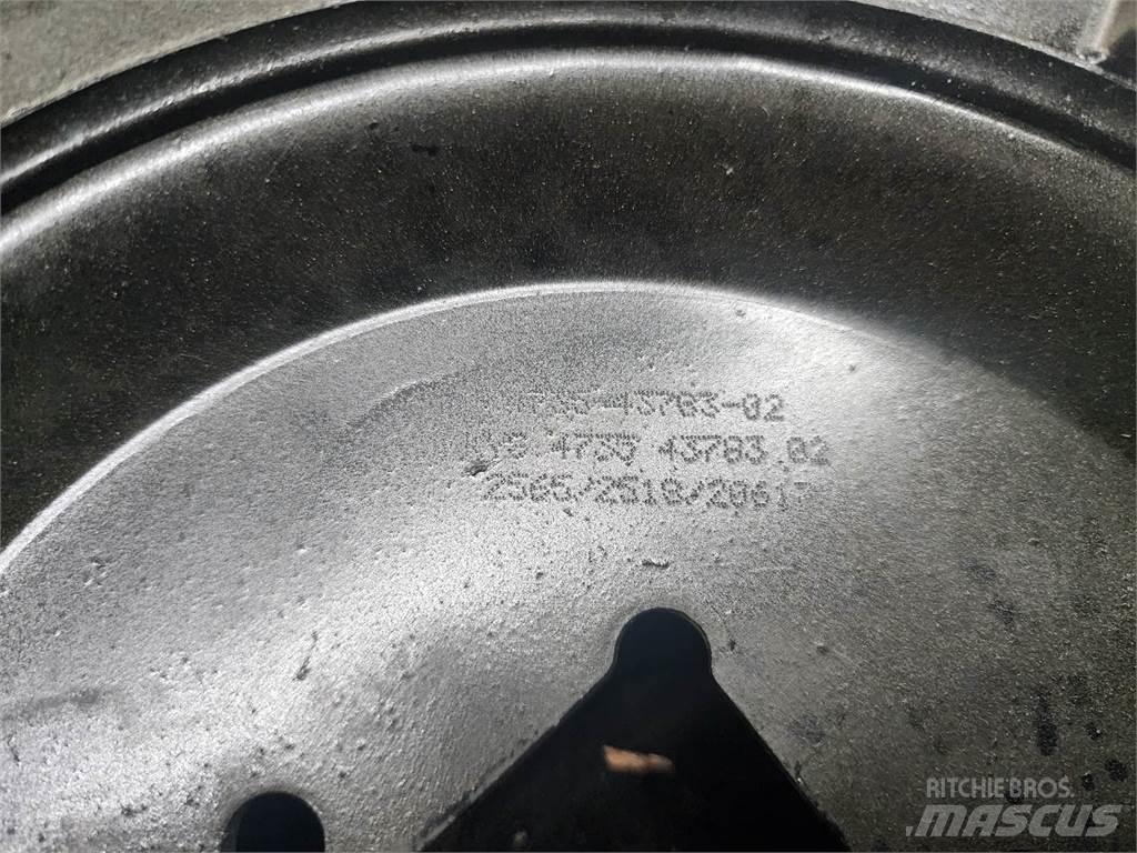 Mack  运输工具-其他