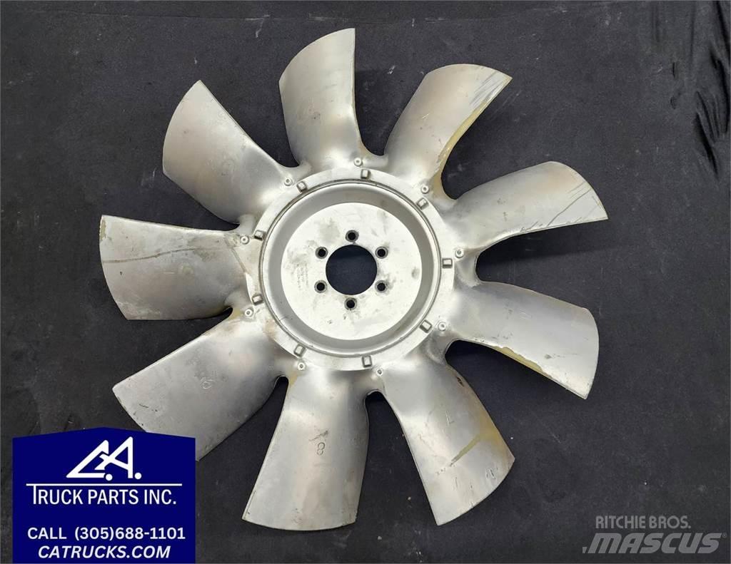 Mack  运输工具-其他