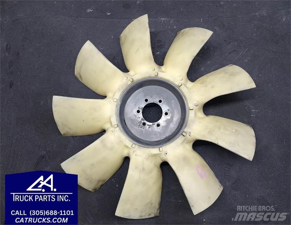 Mack  运输工具-其他