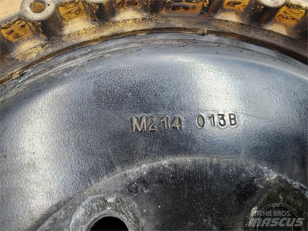 Mack  运输工具-其他