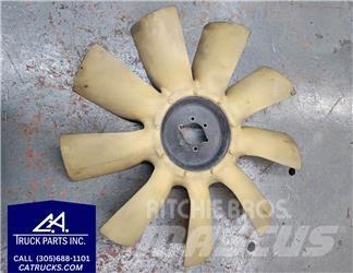 Mack  运输工具-其他