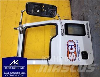 Mack  运输工具-其他