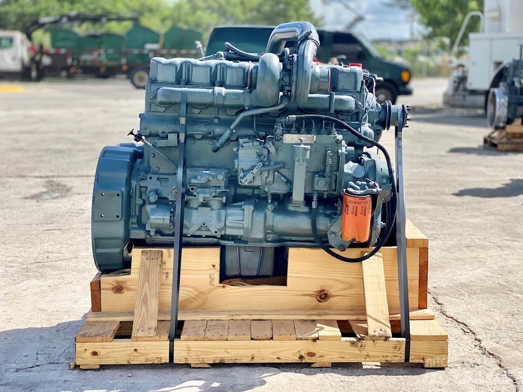 Mack 673 发动机