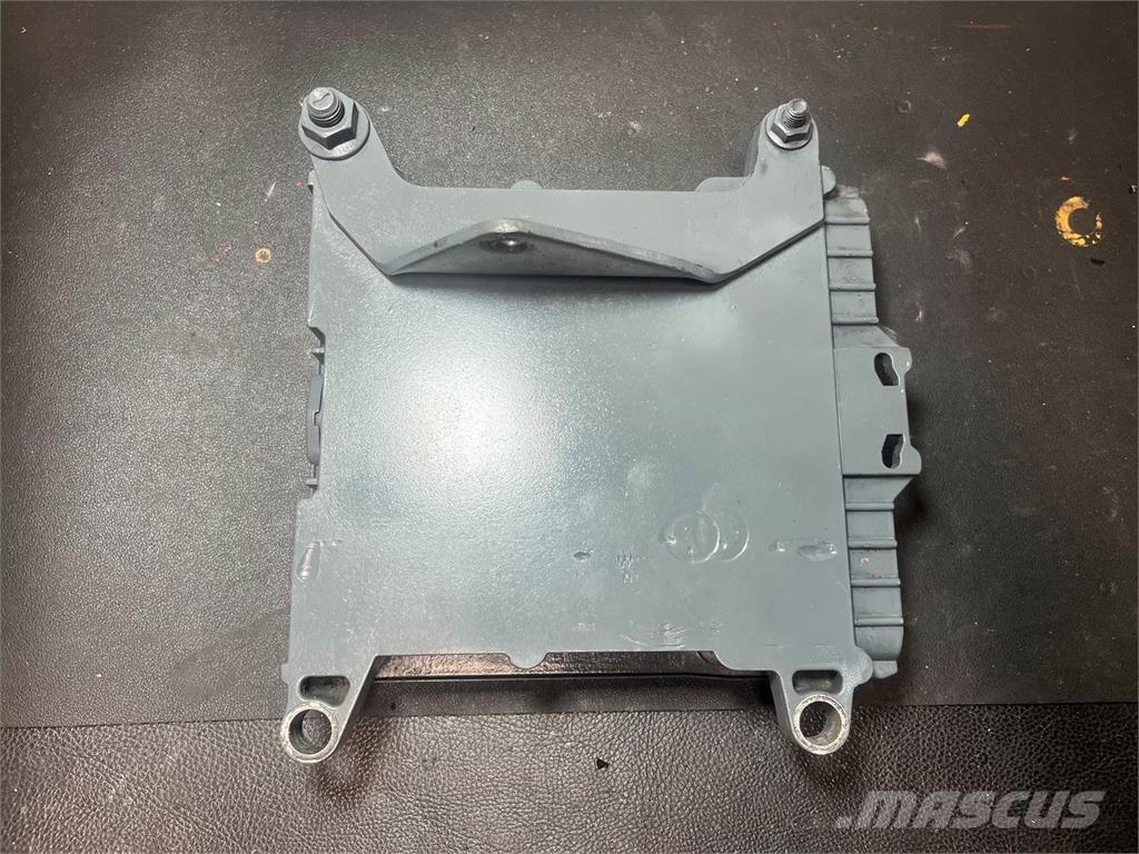 Mack AMI 电子设备