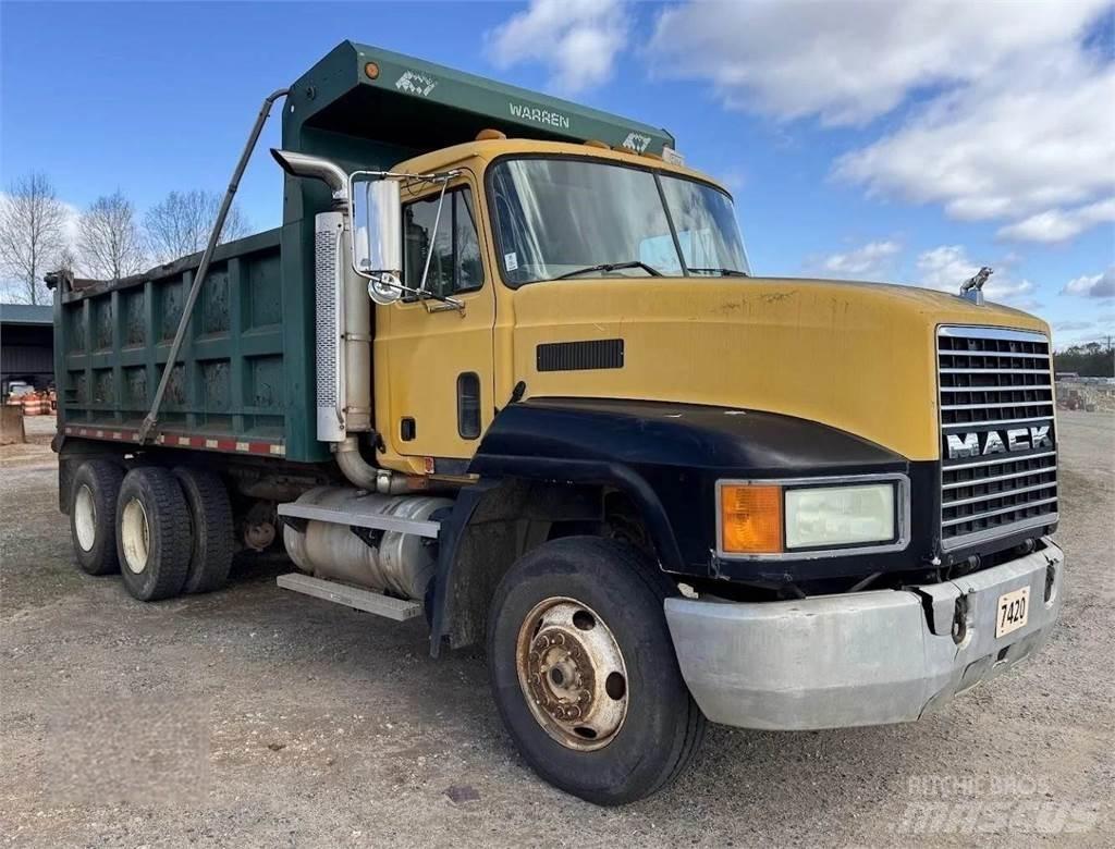 Mack CH613 自卸式货车