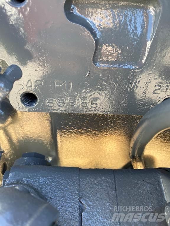 Mack E6 发动机