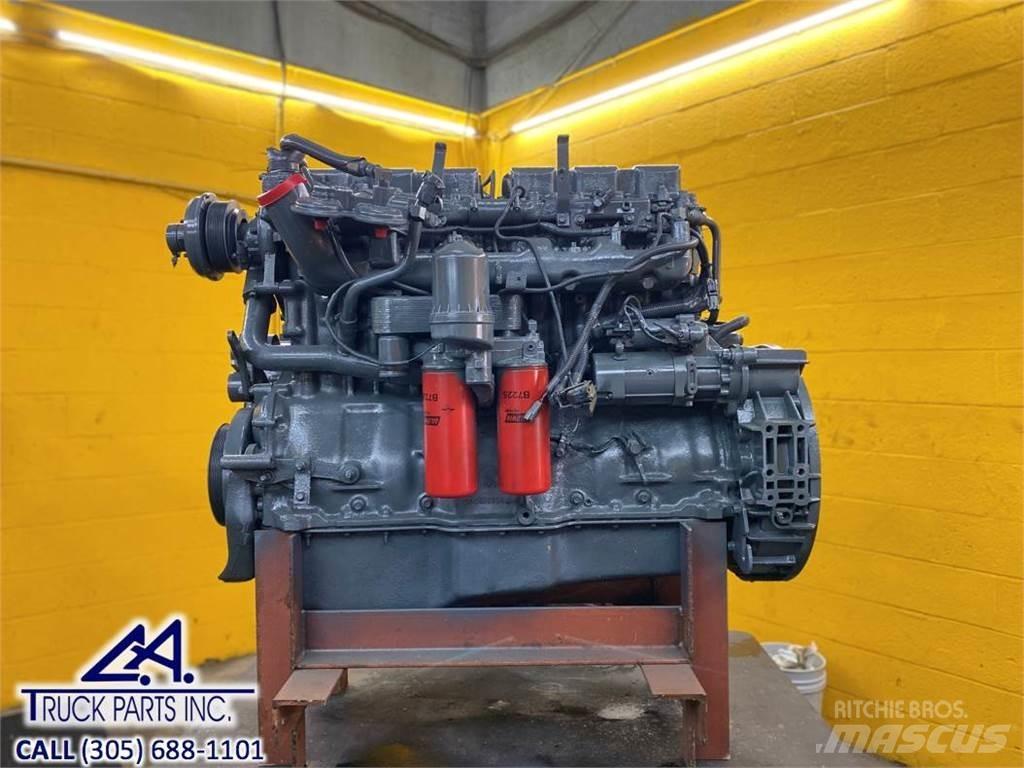 Mack E7 发动机