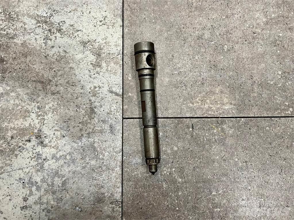 Mack E7 运输工具-其他