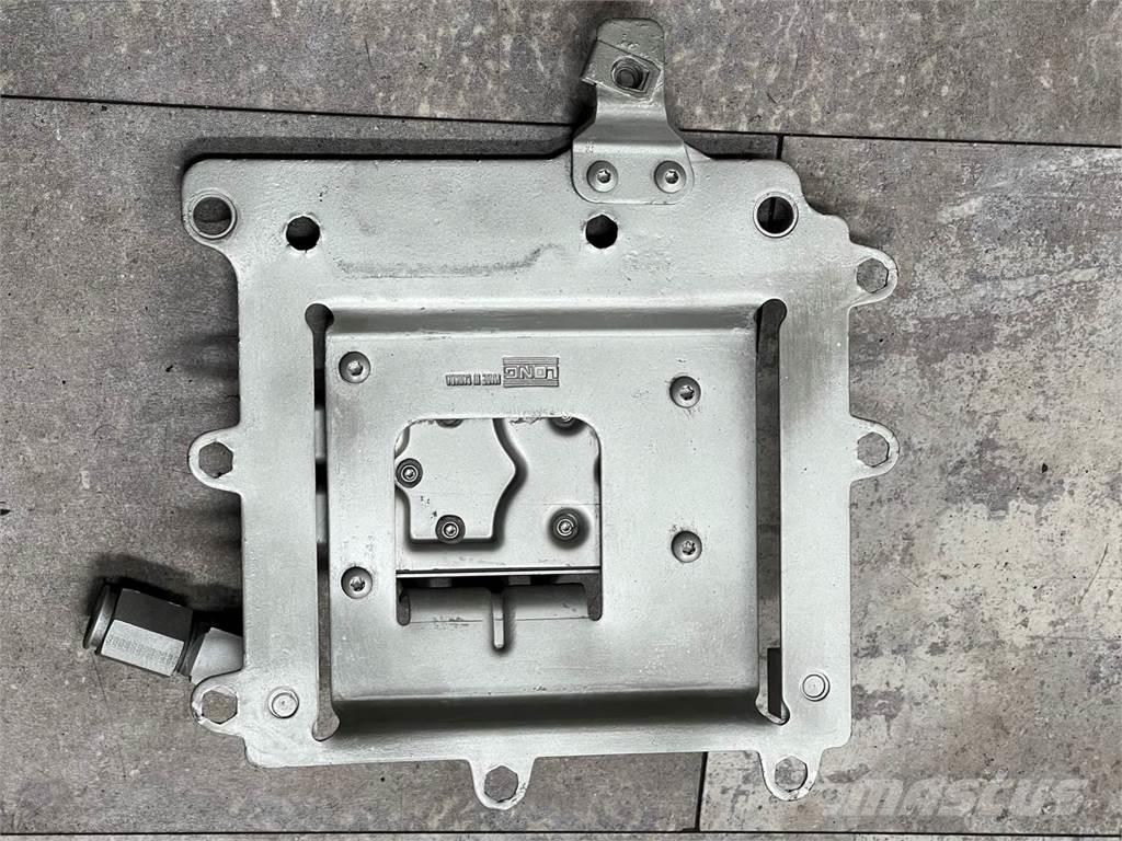 Mack E7 运输工具-其他