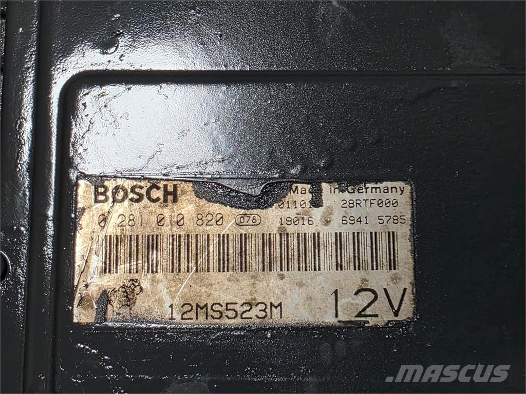 Mack E7 电子设备