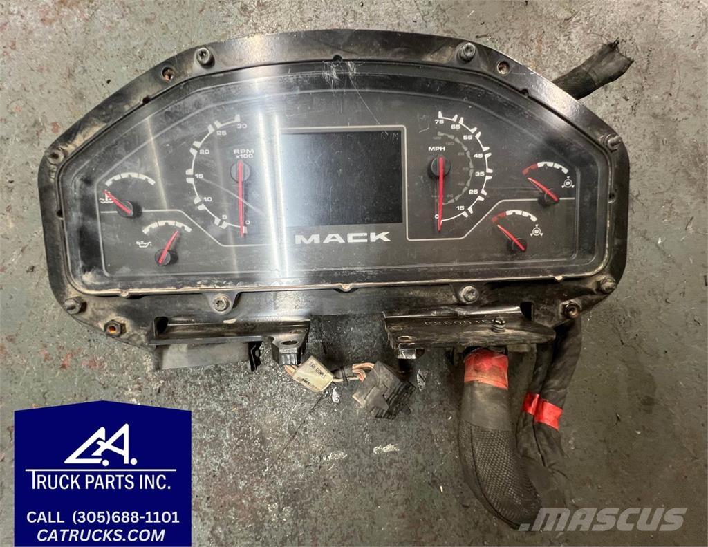 Mack LE612 运输工具-其他