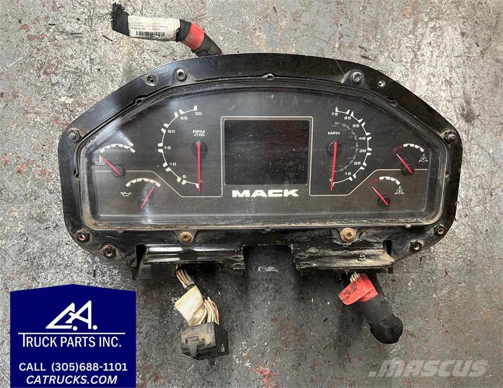 Mack LE613 运输工具-其他