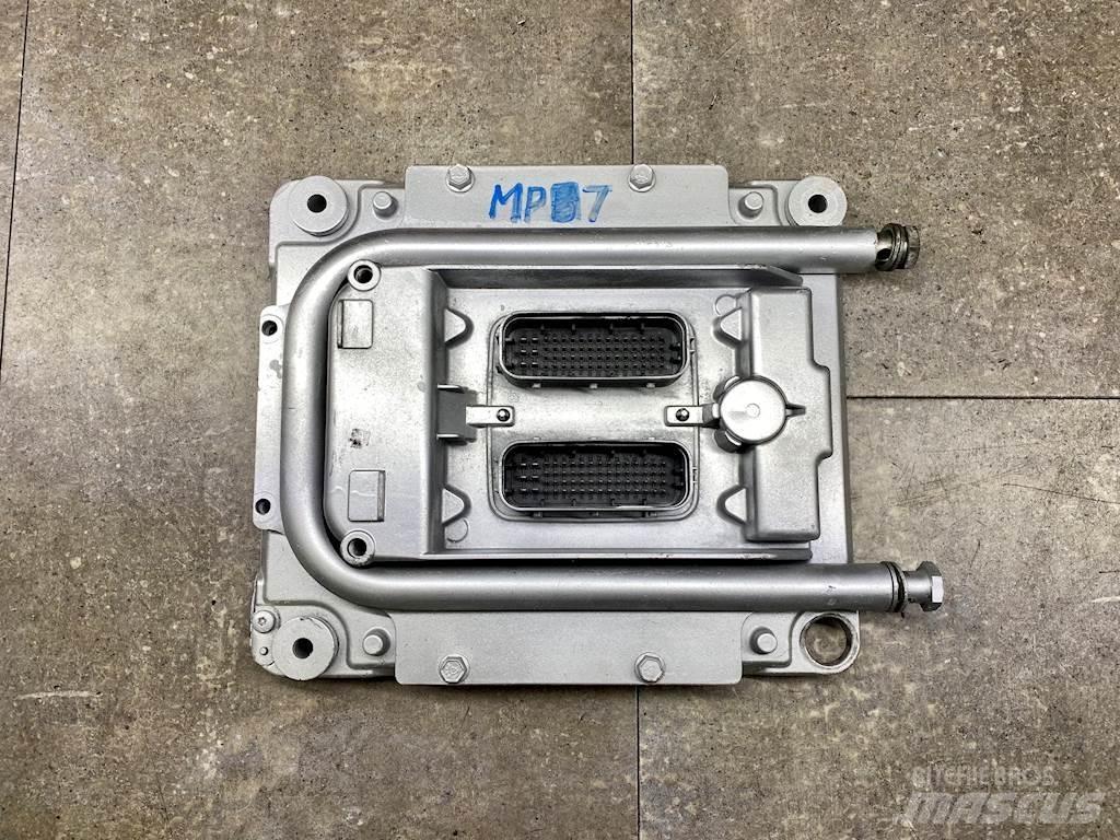 Mack MP7 电子设备