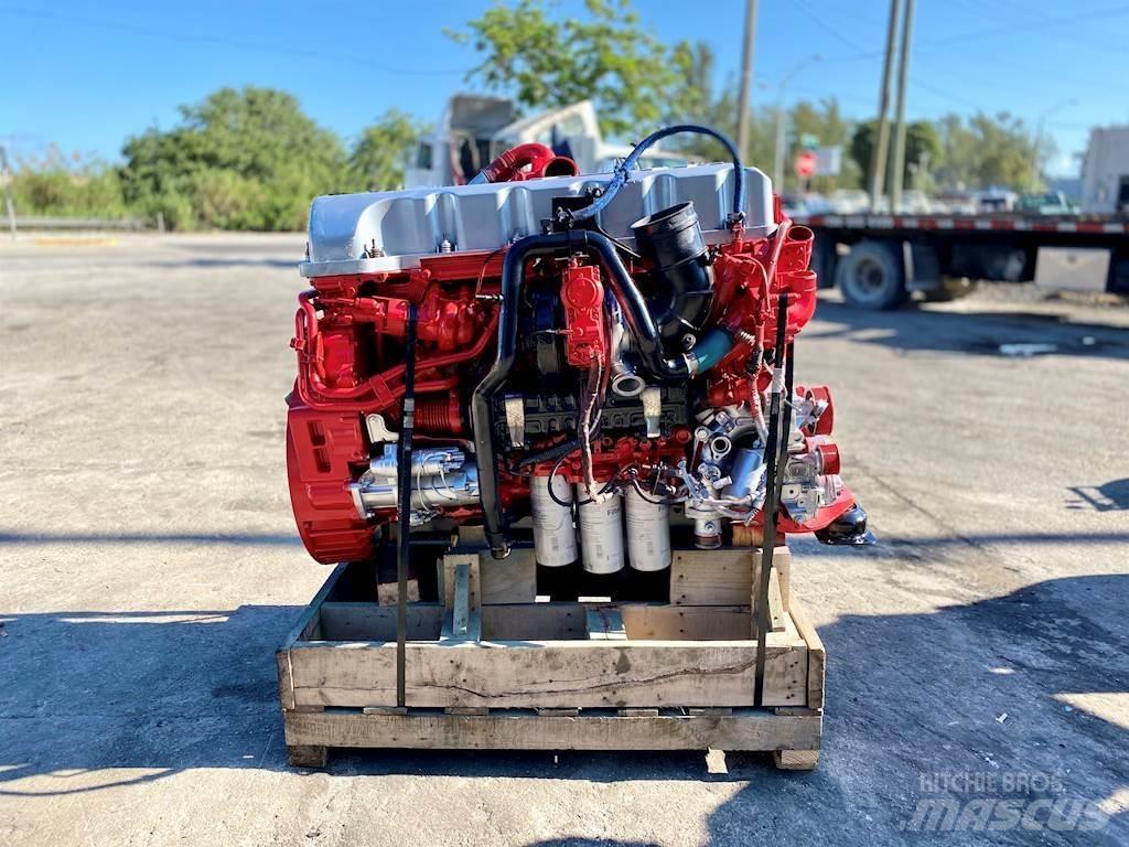 Mack MP7 发动机