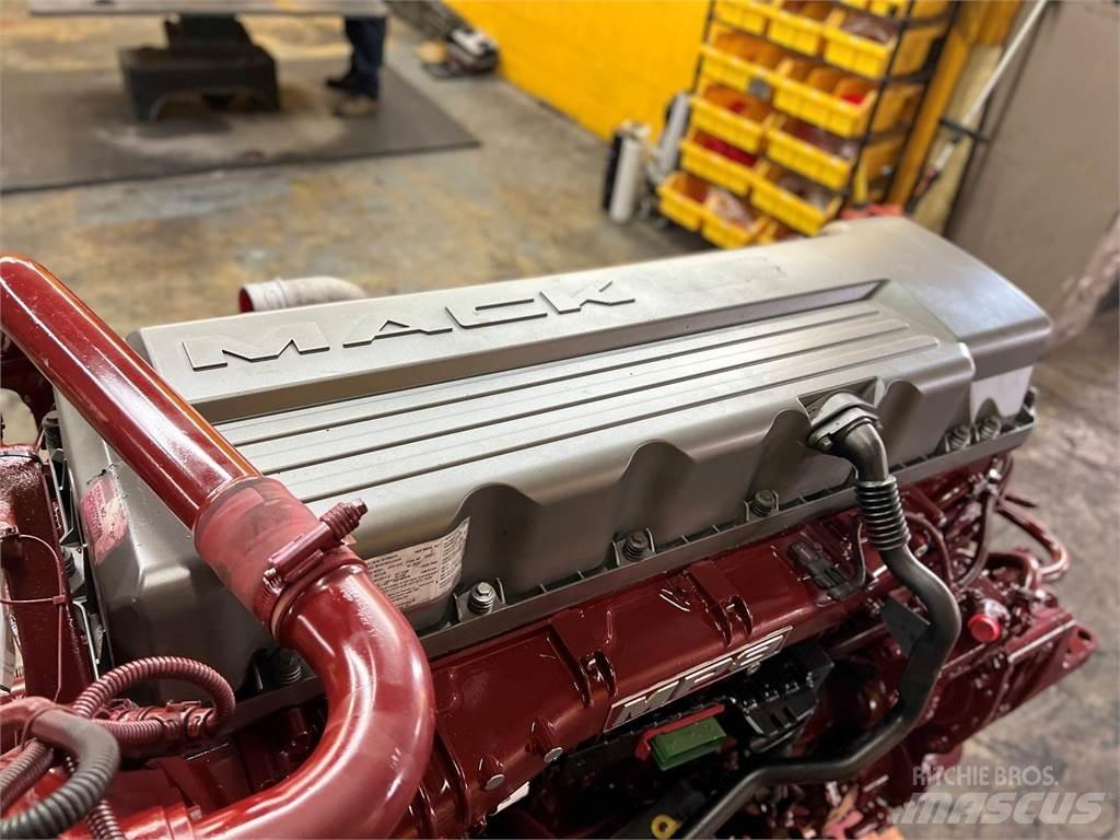 Mack MP8 发动机