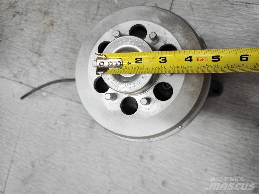 Mack MP8 运输工具-其他
