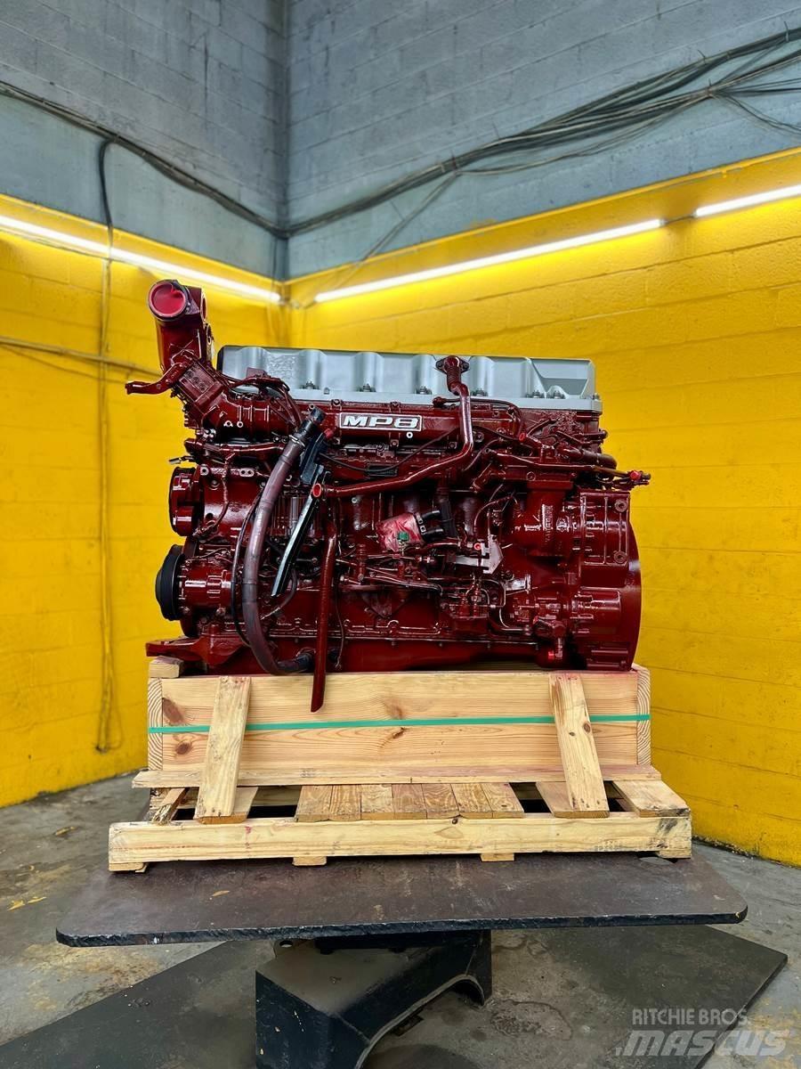Mack MP8 发动机