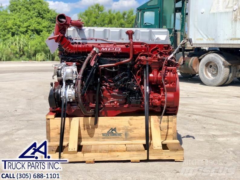 Mack MP8 发动机