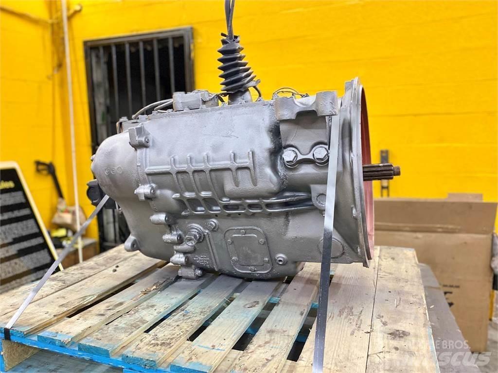 Mack T2080 发动机