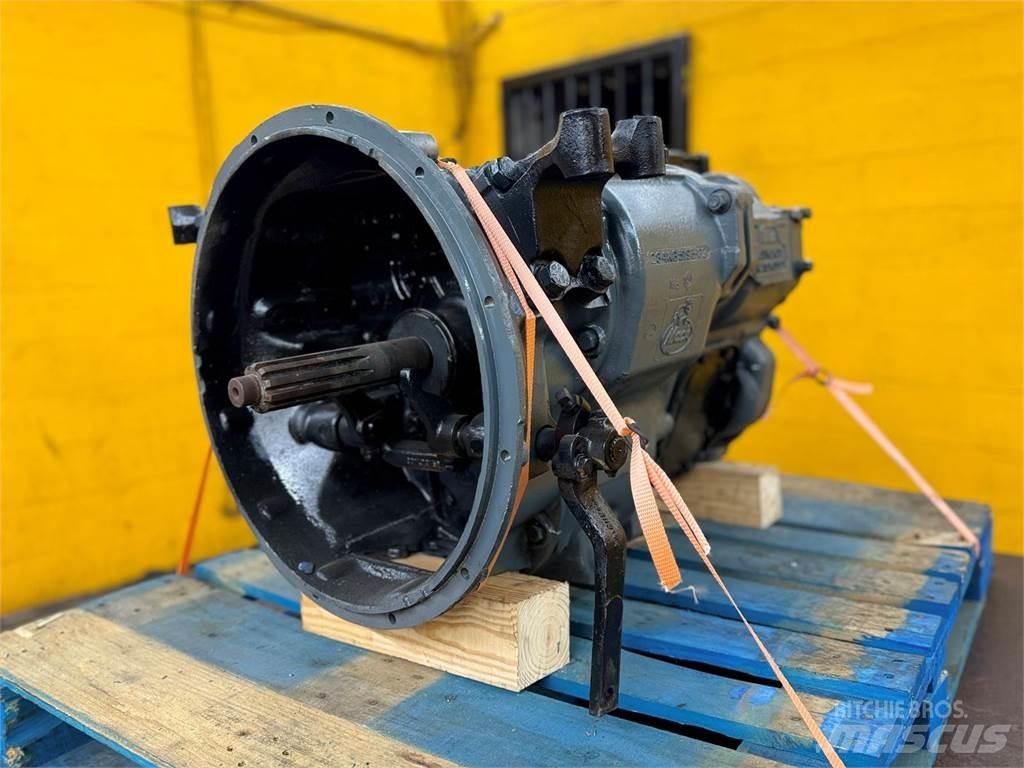 Mack X107A 变速器