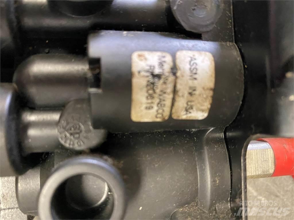 Meritor  运输工具-其他