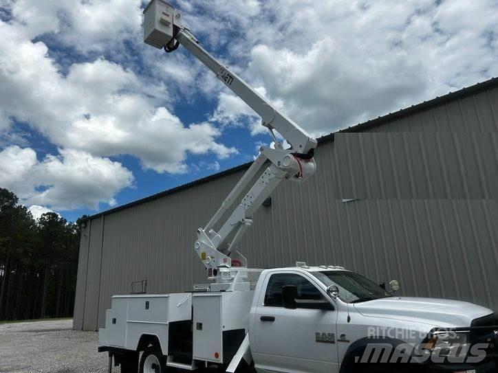 RAM 5500 车载式高空作业车