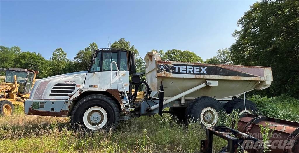 Terex TA30 铰接式自卸车