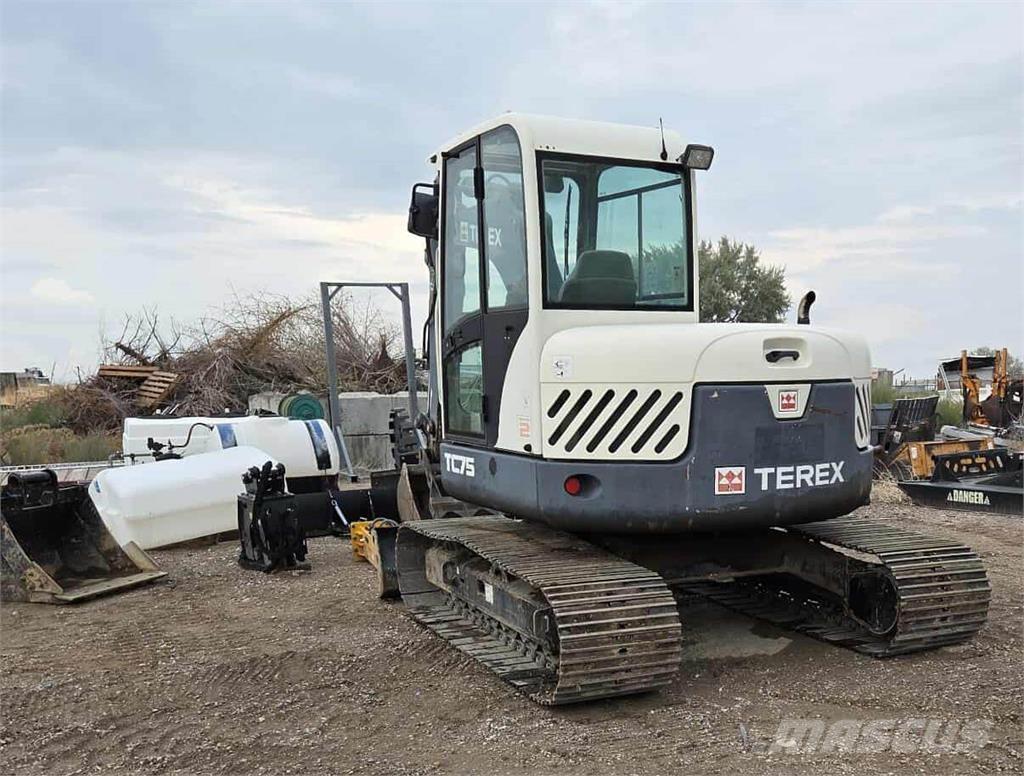 Terex TC75 履带挖掘机