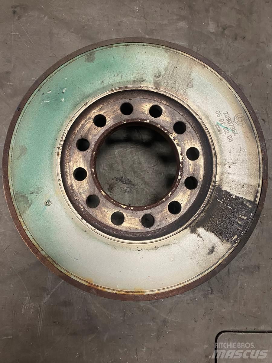 Volvo  发动机