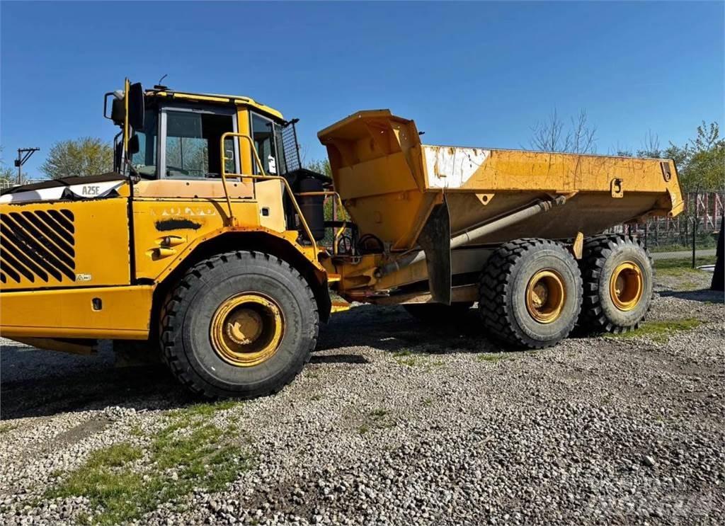 Volvo A25E 自卸式货车
